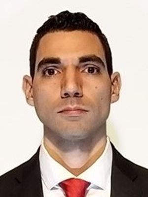 Carlos, 43