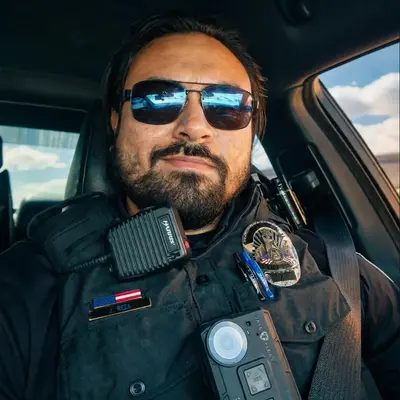 Juan, 25