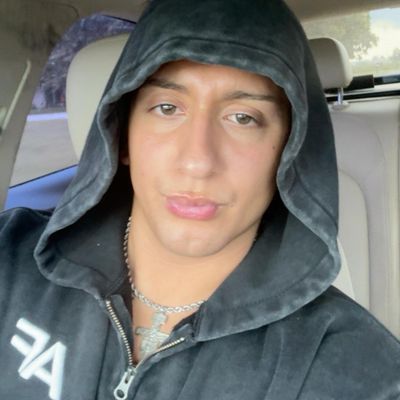 Eli, 20