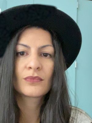 Maria, 44