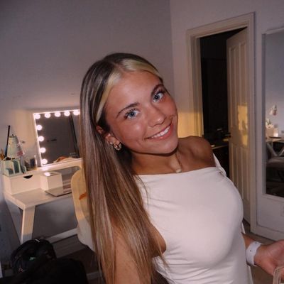 AJ, 19