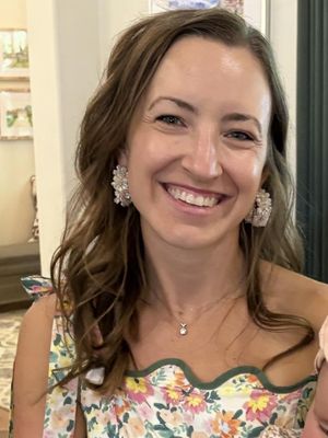 Andrea, 31