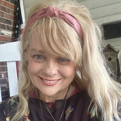 Kimberly, 61