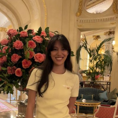Isabella, 26
