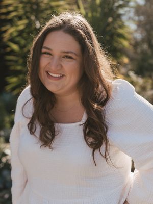 Teresa, 30
