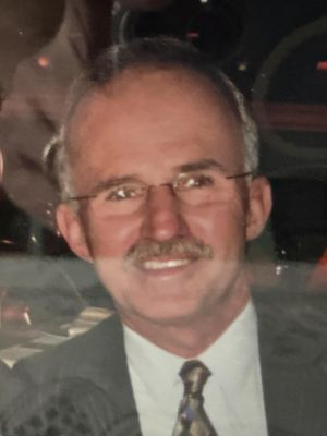 Tom, 70
