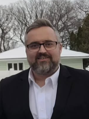 Andrew, 43