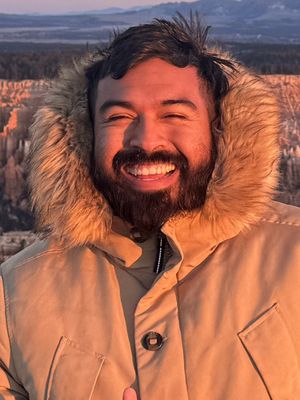 Eduardo, 28