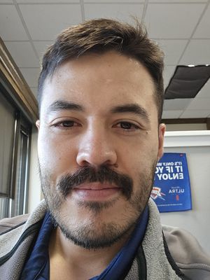 Manuel, 29