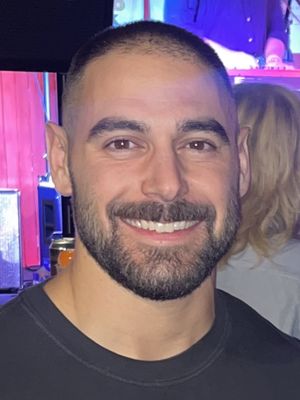 Domenic, 33