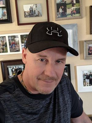 Tom, 69