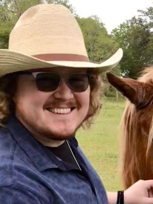 Mason, 28