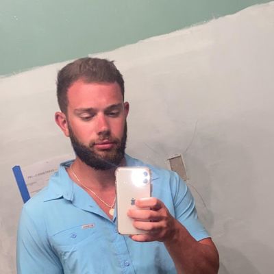Justin, 26