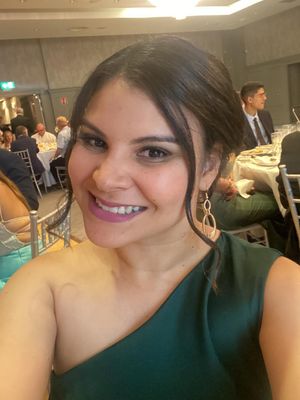 Mariel, 37