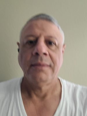 Eduardo, 58