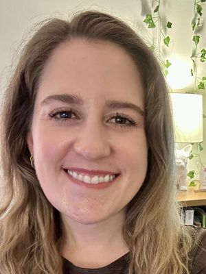 Catie, 33
