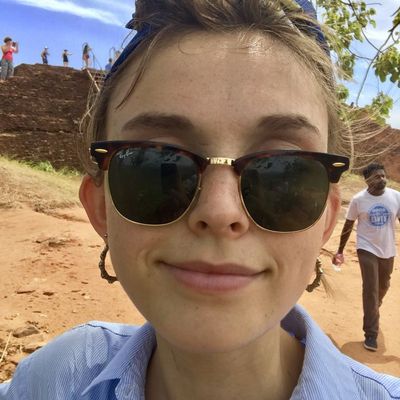 Annie, 23
