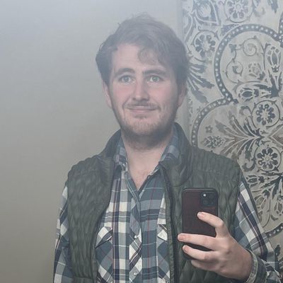 Kayden, 23