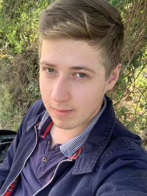 Jorge, 21