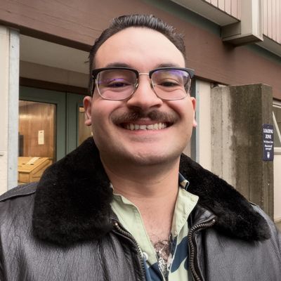 Andrew, 28
