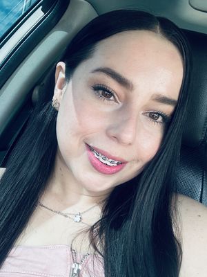 Pamela, 32