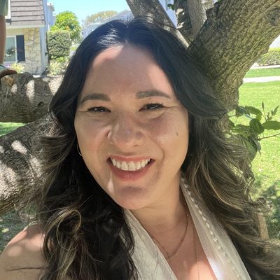 Tara, 34