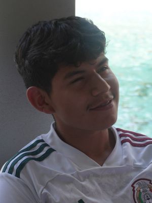 Cristian, 18