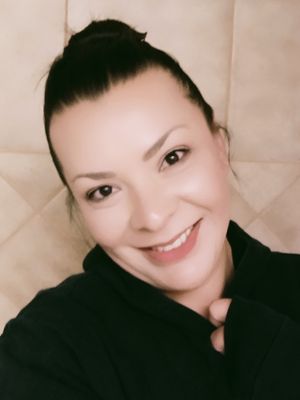 Monica, 40