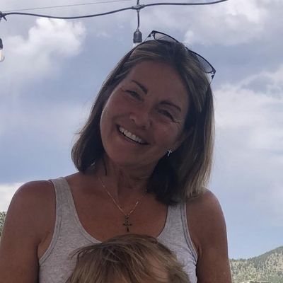 Cathy, 59