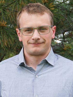 Xander, 23