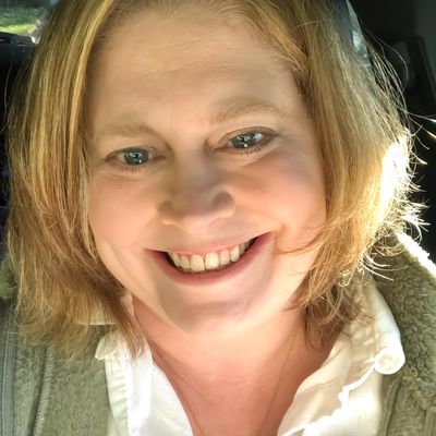 Jennifer, 51