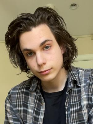 Pete, 23