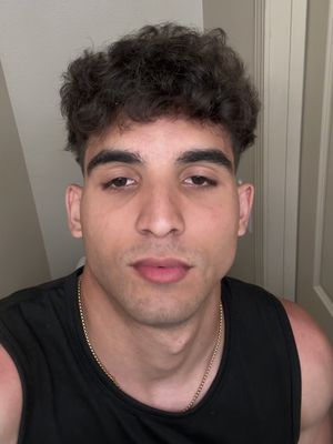Mariano, 23