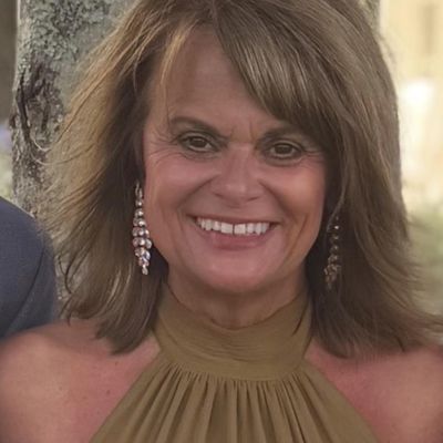 Lori, 58