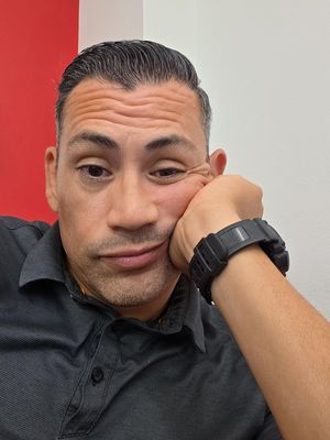 Ray, 44