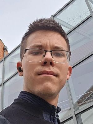 Szabolcs, 21