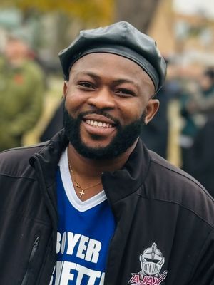 Felix, 35