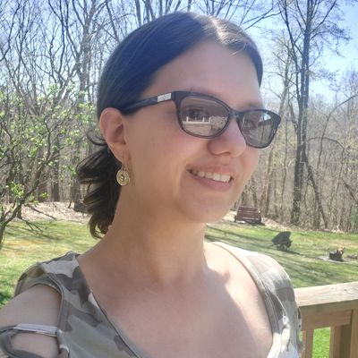 Rachel, 33