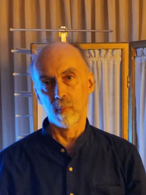 Daniel, 70