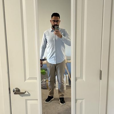 Adel, 28