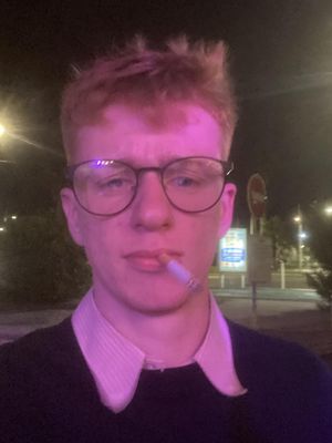 Alex, 22