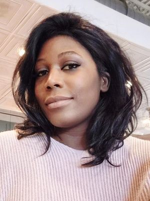 Anika, 44