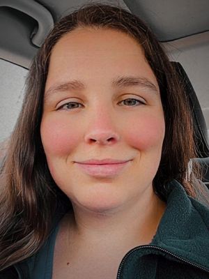 Megan, 24