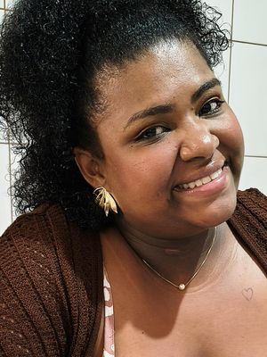 Gilvaneide, 35