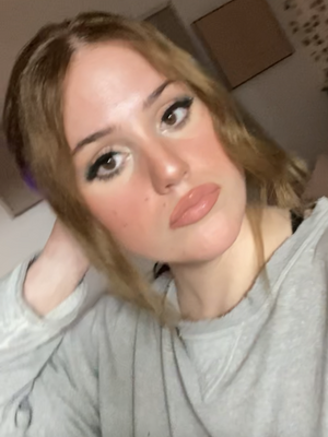 Helen, 21
