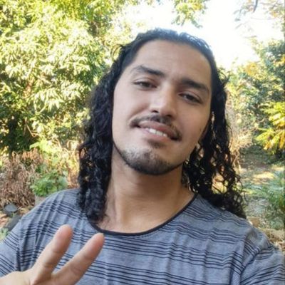 Bruno, 25