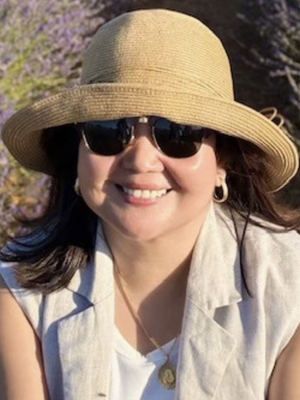 Jennifer, 50