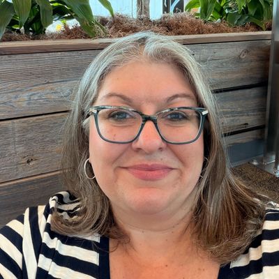 Liz, 50
