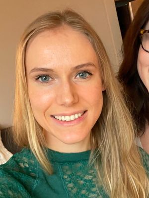 Beatrix, 32