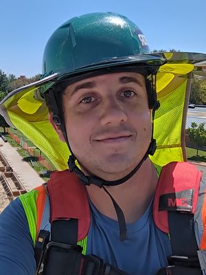 Alex, 28